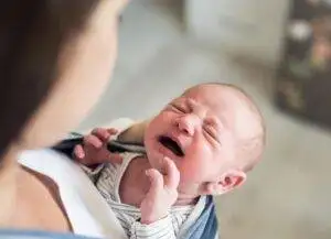 why newborn baby cry